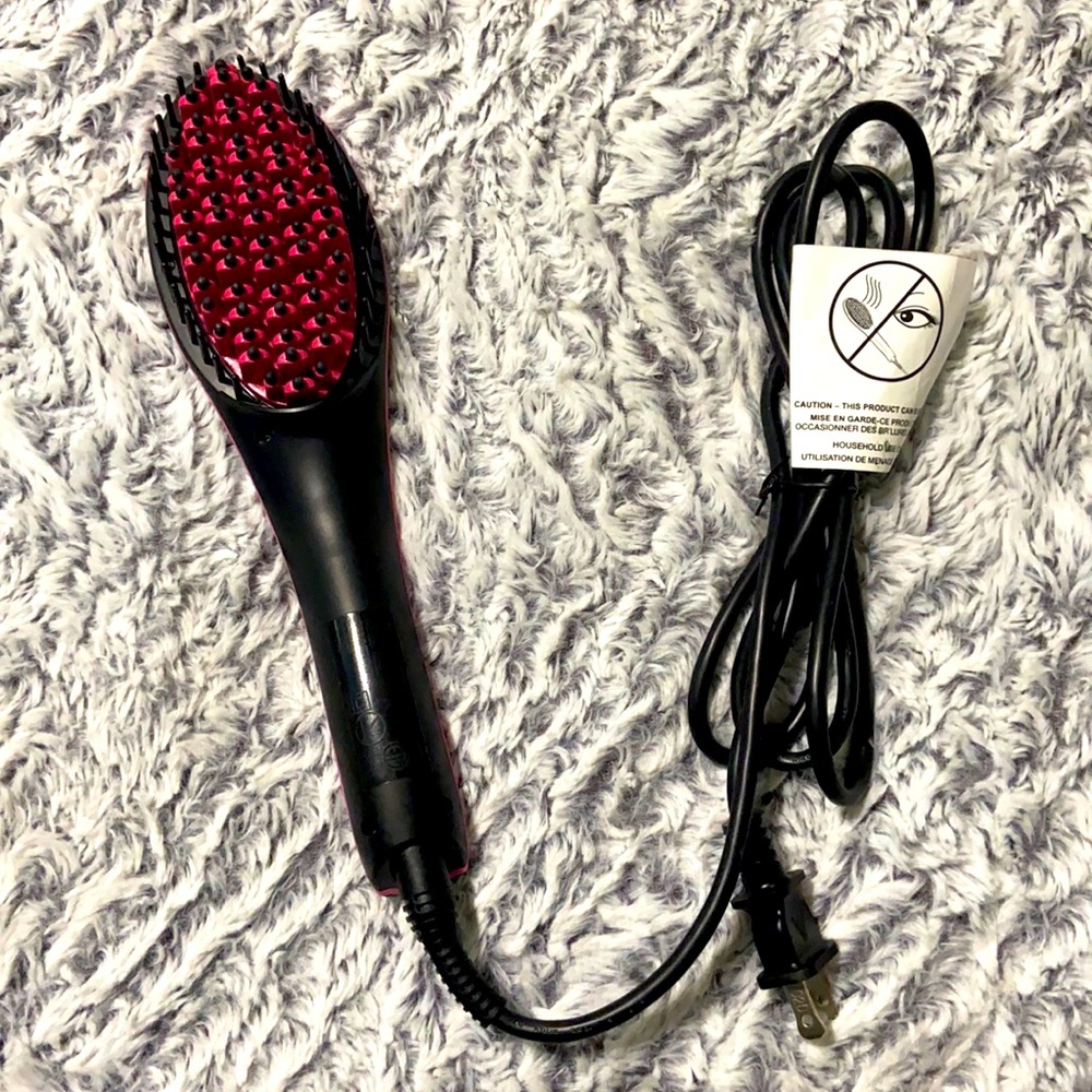 Simply straight hair straightener brush NEW